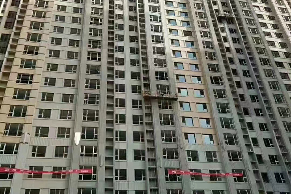 使用高空電動吊籃需要操作員具備哪些證件？